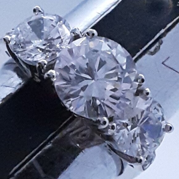 Sterling silver and CZ cocktail ring Size 7 - Picture 1 of 9